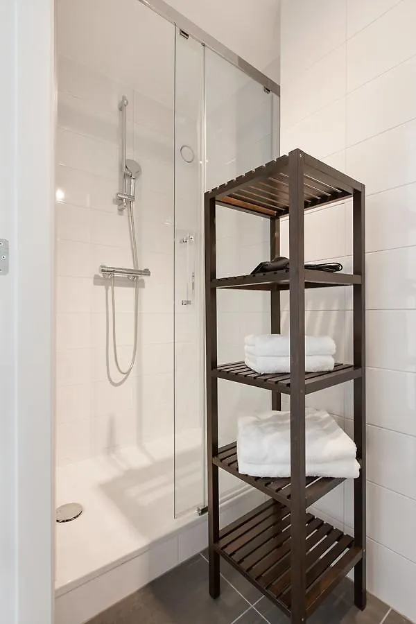 Windmill Apartments By Vgw Utrecht 0*,  Nederländerna